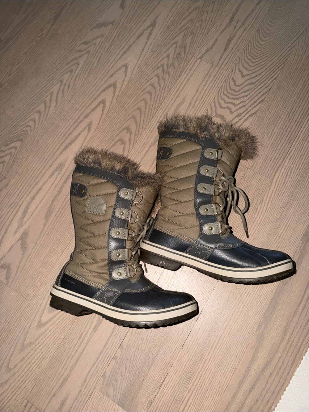 Sorel Women's Sage Faux-Fur Winter Lace-Up Boots 8.5